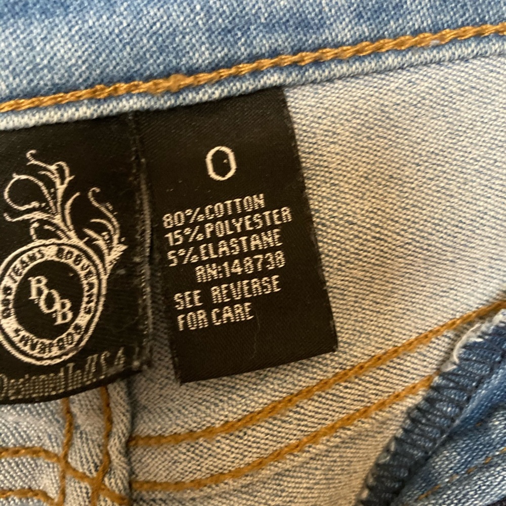 Jeans - Picture 2 of 2